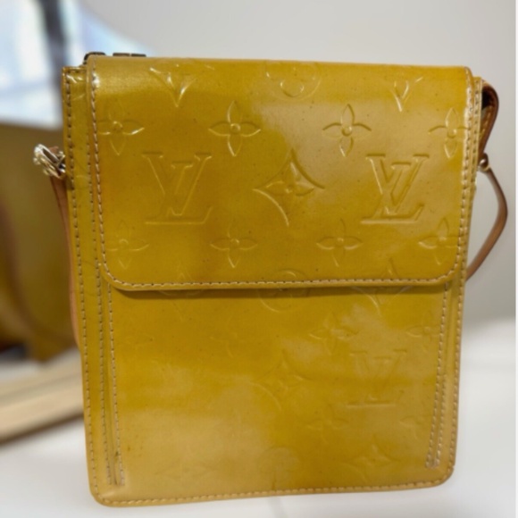 Louis Vuitton Mott Vernis Yellow - Picture 1 of 9